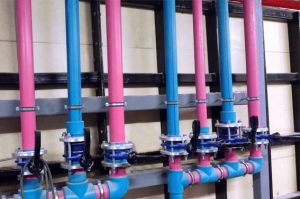 Instalacion_de_aguas_residuales_con_sistema_niron_purple_de_polipropileno