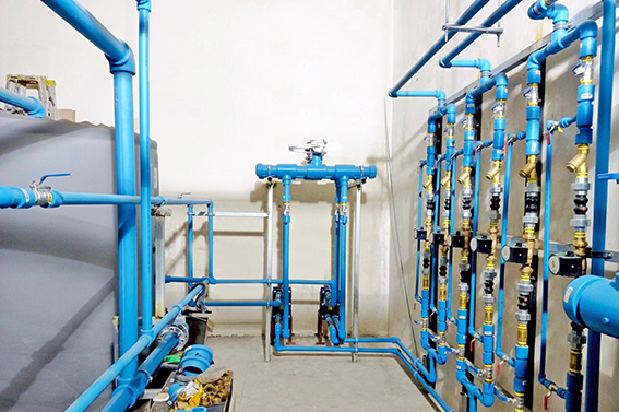 Instalacion_de_agua_caliente_con_sistema_niron_fiber_blue_de_polipropileno